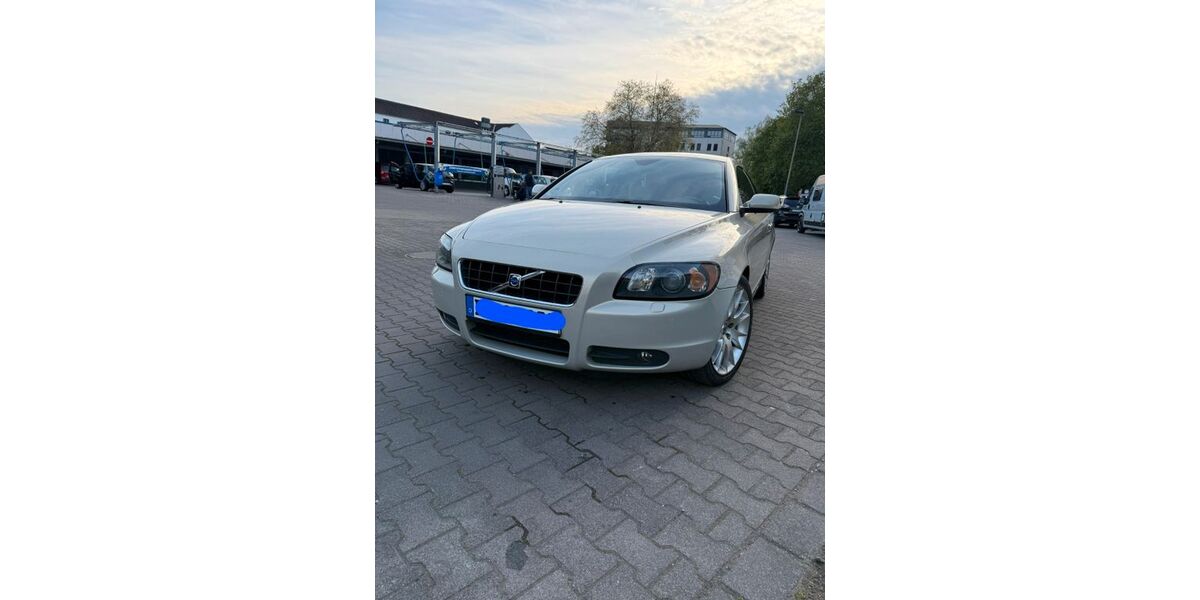 Volvo C70 119.500 km 12.490 &euro; Duisburg 47249