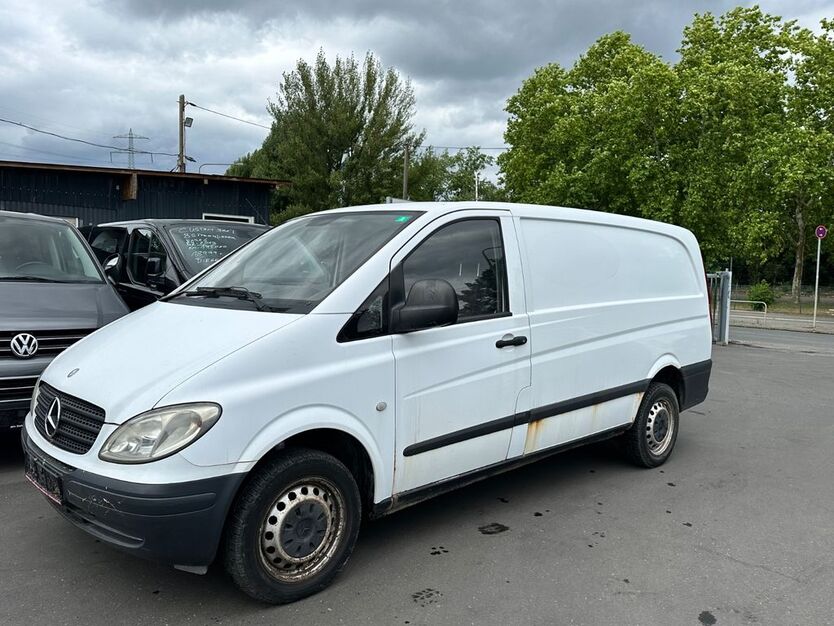 Mercedes-Benz Vito 299.000 km 2.999 € Frankfurt am Main 60486