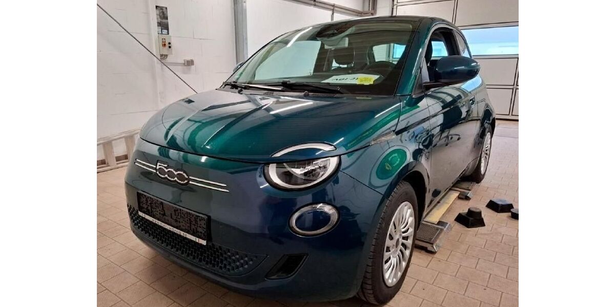 Fiat 500e 12.652 km 19.999 &euro; Zerbst / Anhalt 39261