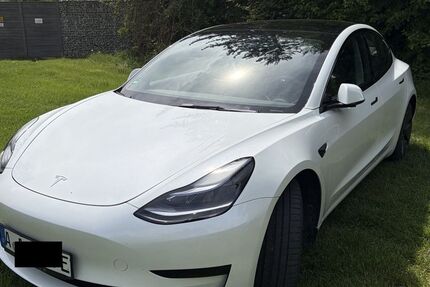 Tesla Model 3 47.380 km 29.999 &euro; Bobingen 86399