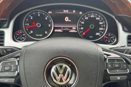 VW Touareg 374.687 km 12.400 &euro; Rellingen 25462