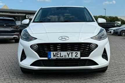 Hyundai i10 106.000 km 8.599 &euro; Elbtal 65627