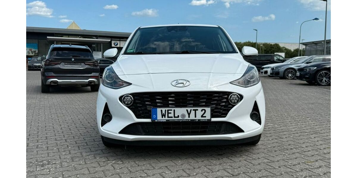 Hyundai i10 106.000 km 8.599 &euro; Elbtal 65627