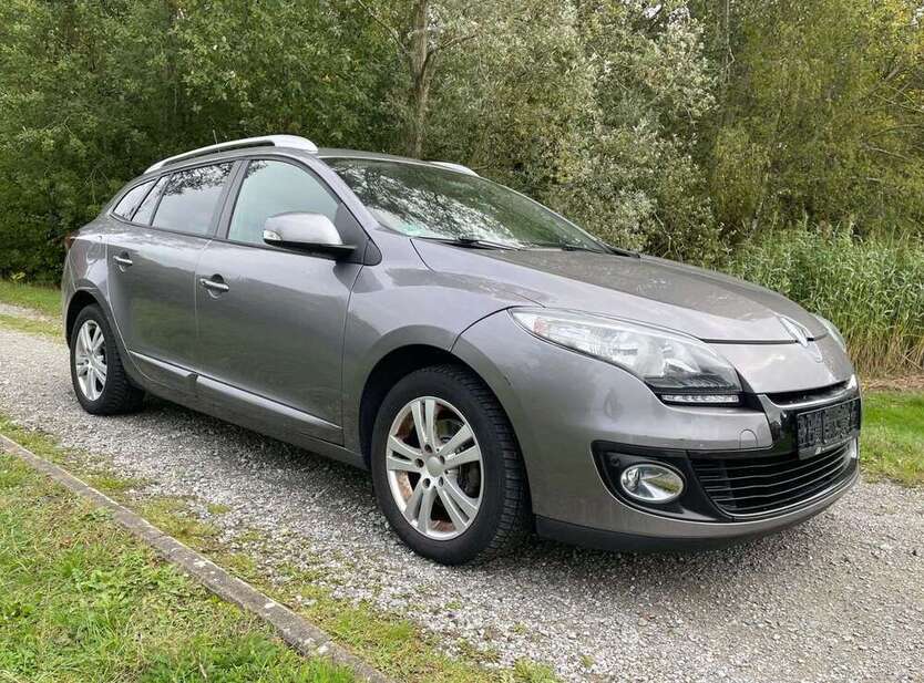 Renault Megane 129.000 km 4.990 € Bremen 28197