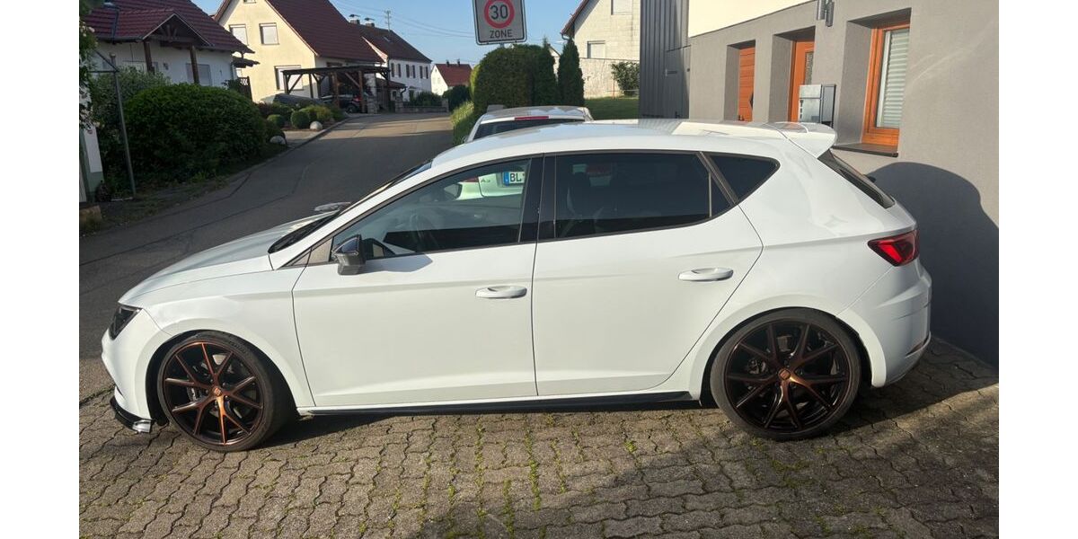 Seat Leon 92.400 km 19.100 &euro; Balingen 72336
