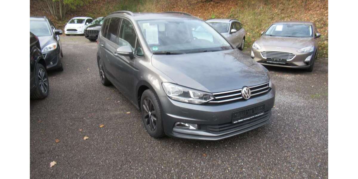 VW Touran 90.000 km 18.550 &euro; Drolshagen Ind.Geb.Sengenau 57489