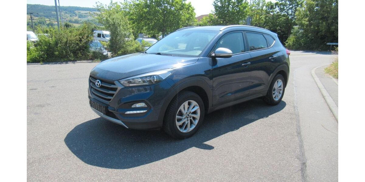 Hyundai TUCSON 83.000 km 14.800 &euro; Tauberbischofsheim 97941
