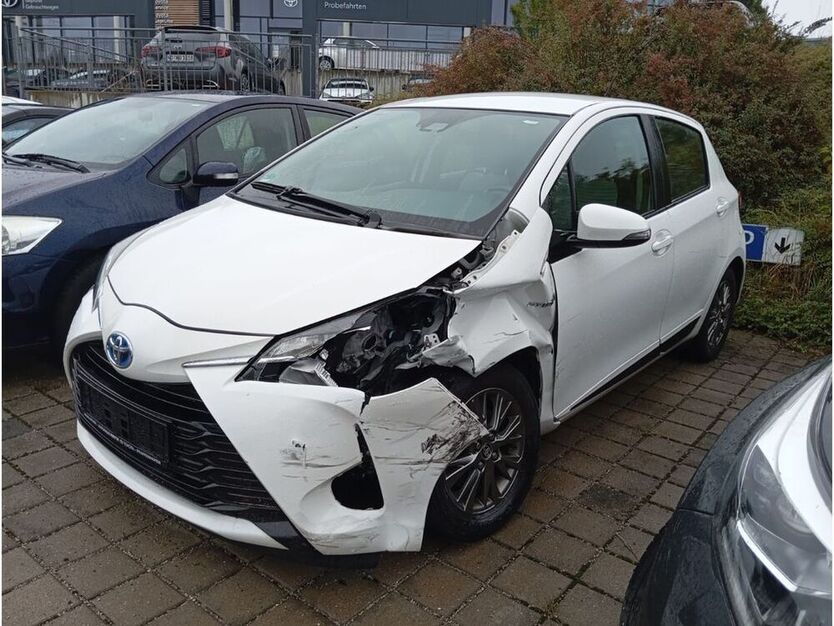 Yaris
