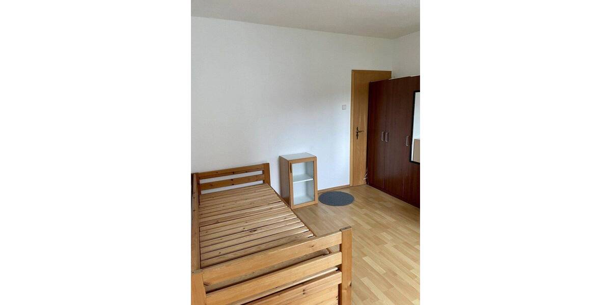 Doppelhaushälfte Villingen-Schwenningen Schwenningen - 8 Zimmer, 180 m&sup2;, 375.000&euro; | Angebot:26877563