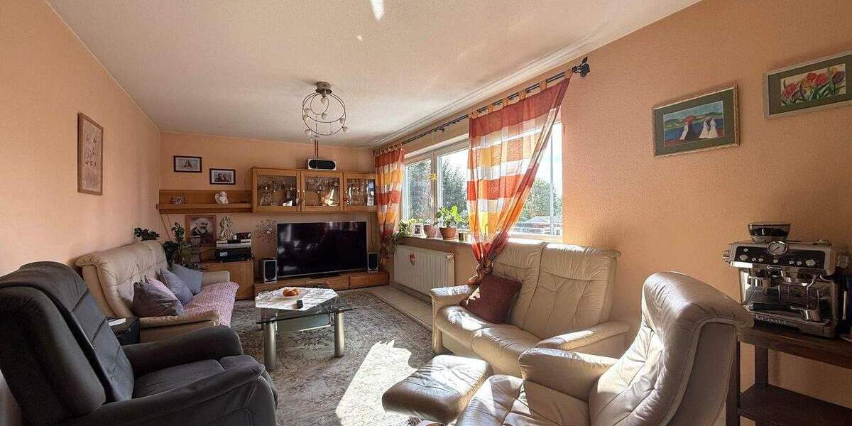 Etagenwohnung Bretten - 4 Zimmer, 105 m&sup2;, 360.000&euro; | Angebot:24874938