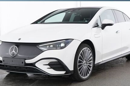 Mercedes EQE