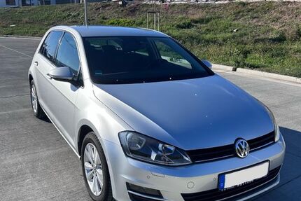 VW Golf 156.000 km 7.850 &euro; Schwäbisch Hall 74523