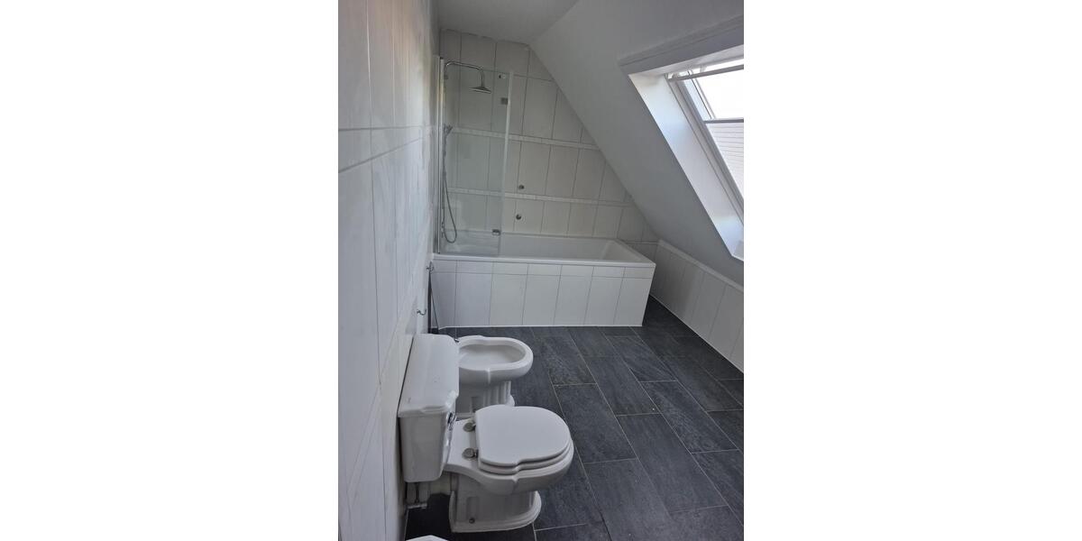 Einfamilienhaus Allendorf (Eder) - 5 Zimmer, 258 m&sup2;, 287.000&euro; | Angebot:26415365
