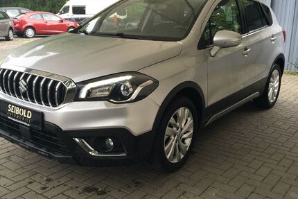 Suzuki (SX4) S-Cross 44.001 km 12.980 &euro; Berlin 10315
