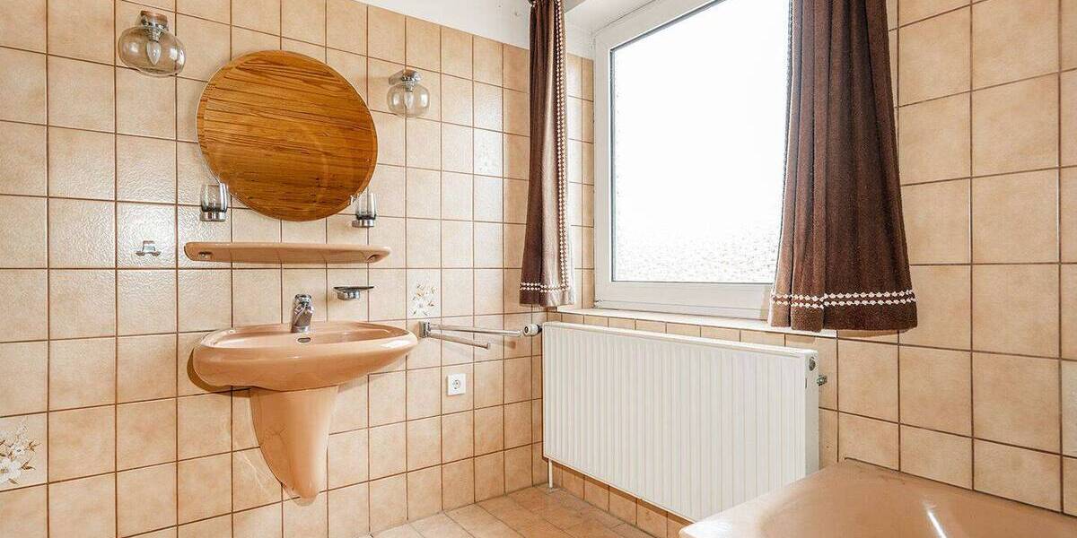 Einfamilienhaus Esens - 5 Zimmer, 161 m&sup2;, 379.000&euro; | Angebot:26804151