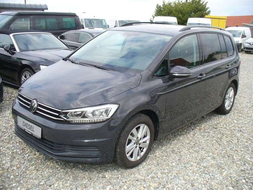 VW Touran 97.921 km 25.000 € Bad Waldsee/Michelwinnaden 88339