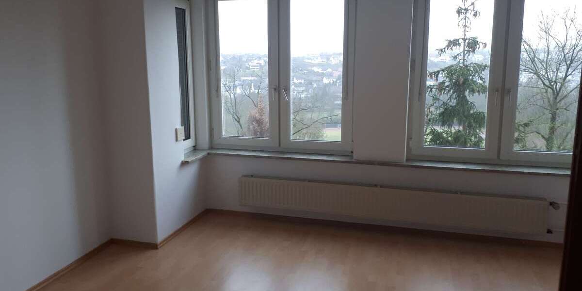 Etagenwohnung Warburg - 3 Zimmer, 105 m&sup2;, 750&euro; | Angebot:27315497