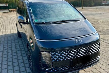 Hyundai STARIA 89.000 km 40.999 &euro; Much 53804