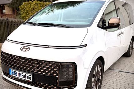 Hyundai STARIA 76.000 km 37.900 &euro; Ahrensfelde 16356