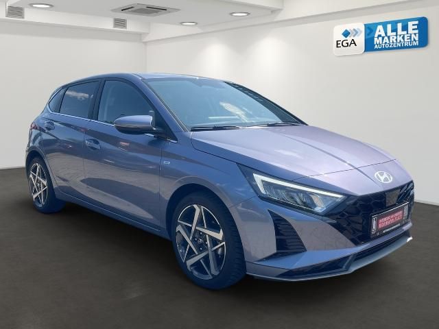 i20
