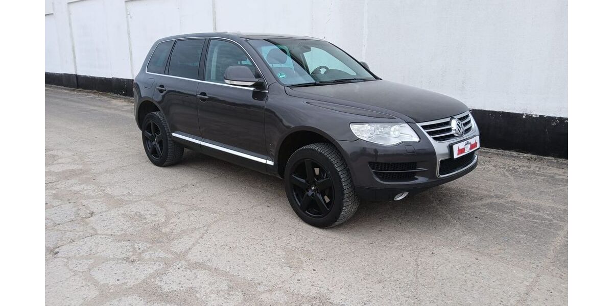 VW Touareg 351.432 km 6.849 &euro; Broderstorf 18184