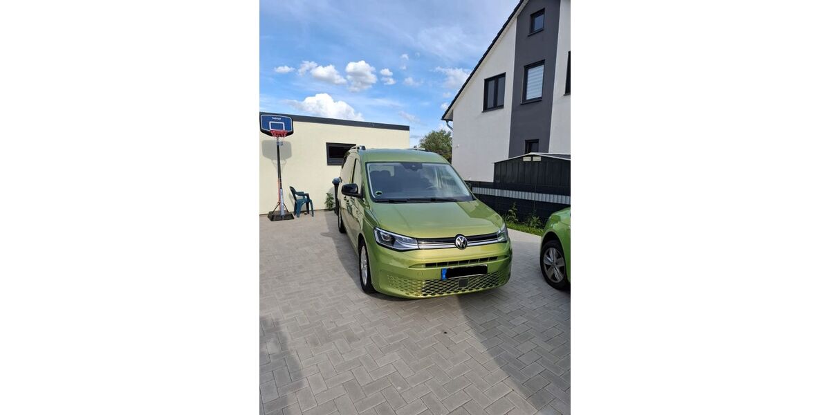 VW Caddy Maxi 101.968 km 23.990 &euro; Aken (Elbe) 06385