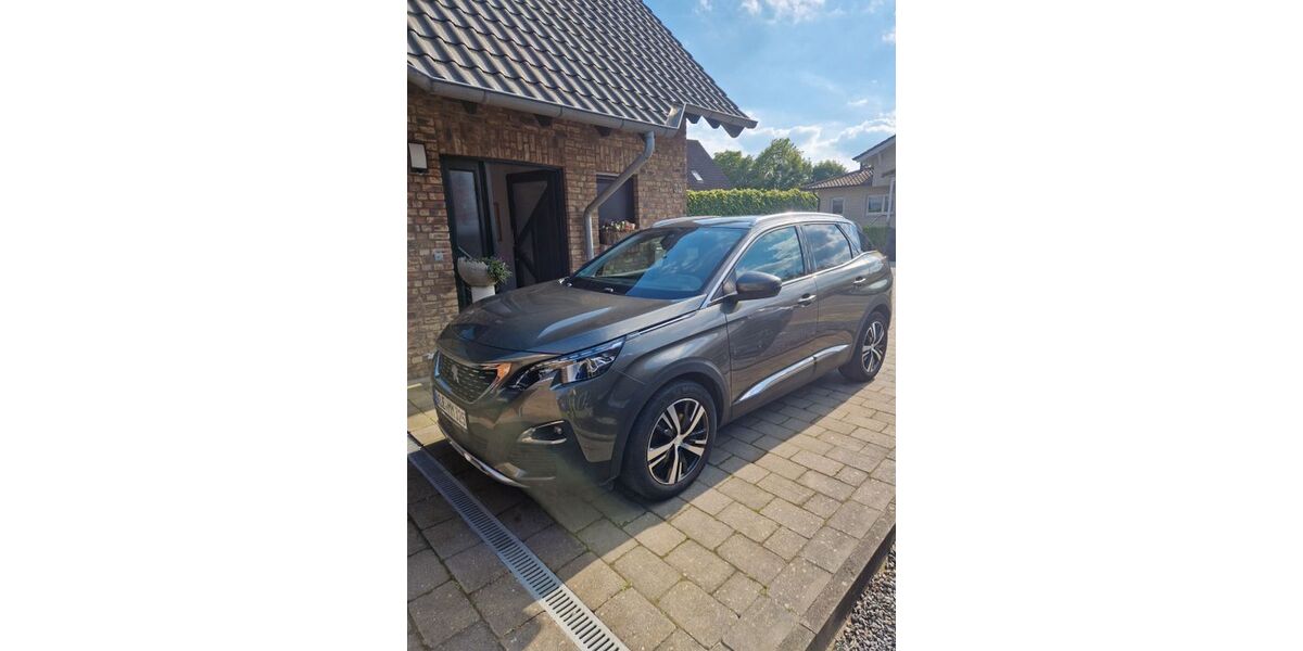 Peugeot 3008 98.000 km 11.250 &euro; kranenburg 47559