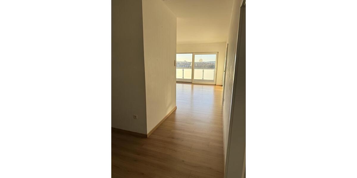 Dachgeschoßwohnung Grebenstein - 3 Zimmer, 98 m&sup2;, 299.000&euro; | Angebot:25918707