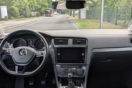 VW Golf 220.000 km 8.900 € Wolfsburg 38446
