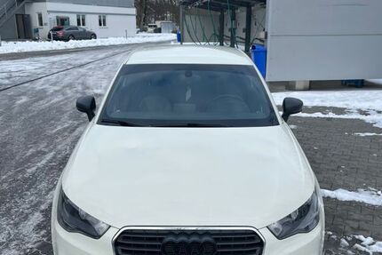 Audi A1 204.000 km 4.950 &euro; Amberg 92224