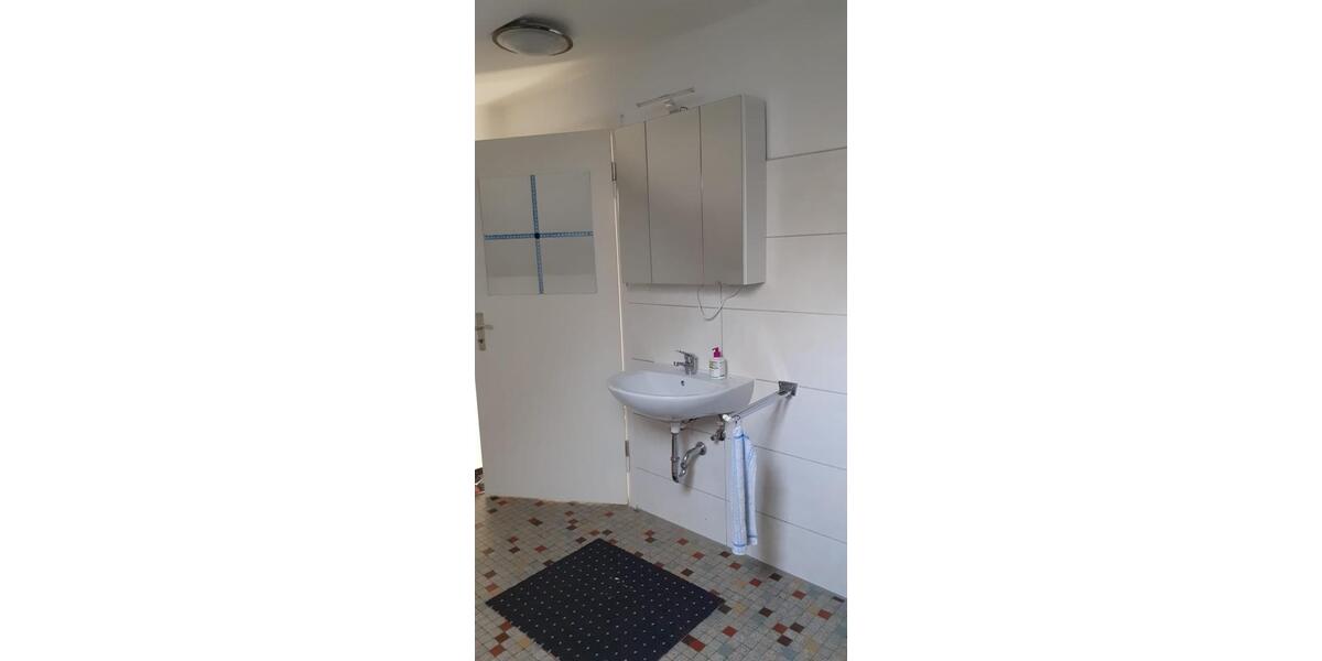 Dachgeschoßwohnung Neusäß - 1 Zimmer, 72 m&sup2;, 790&euro; | Angebot:25292406