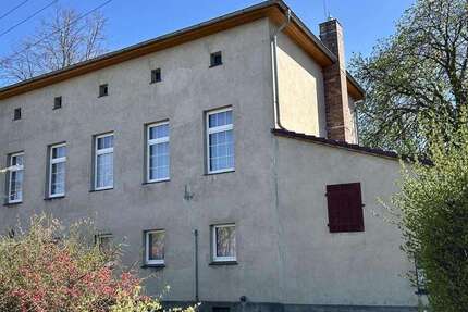 Haus Luckau - 7 Zimmer, 180 m&sup2;, 380.000&euro; | Angebot:26311627