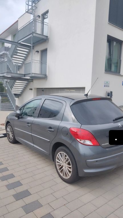 Peugeot 207 179.300 km 2.100 € Öhringen 74613