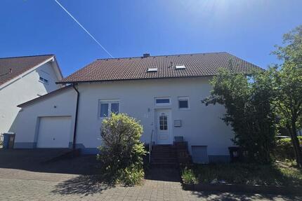 Haus Mehlingen - 3 Zimmer, 200 m&sup2;, 1.950&euro; | Angebot:26619722