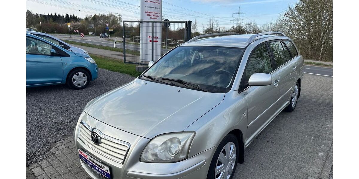 Toyota Avensis 210.000 km 2.990 &euro; Röhrsdorf Chemnitz 09247