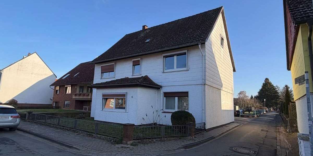 Einfamilienhaus Seesen - 6 Zimmer, 185 m&sup2;, 125.000&euro; | Angebot:27133706