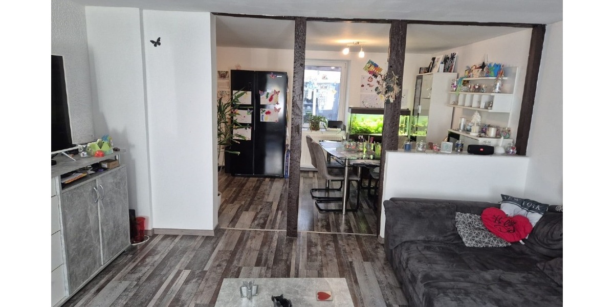 Umfangreich renoviertes Reihenhaus mit neuer Gasheizung in WiesenthalerhofErzhütte 4 zimmer