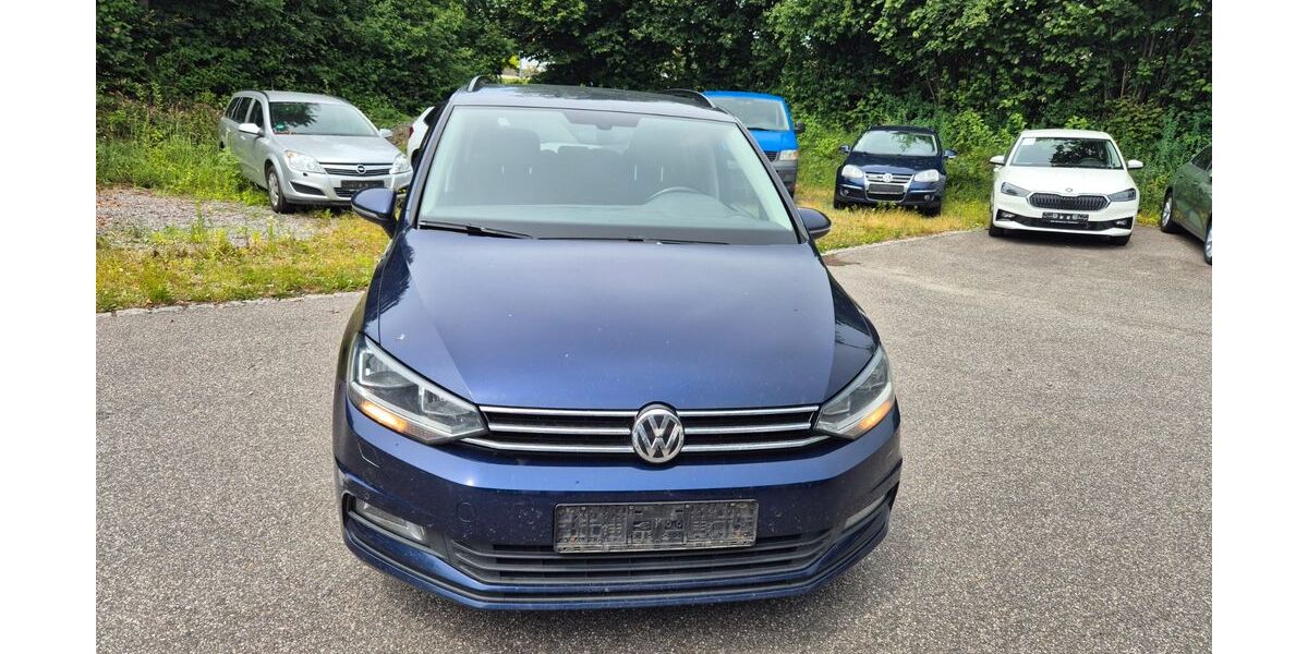 VW Touran 262.000 km 8.900 &euro; Deggendorf 94469