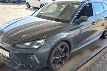 Cupra Leon 5.766 km 39.650 € Essen 45307