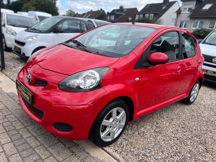 Aygo (X)