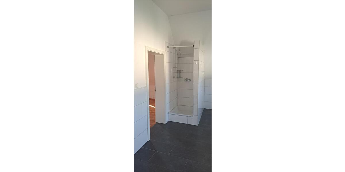 Etagenwohnung Brackenheim - 3 Zimmer, 85 m&sup2;, 700&euro; | Angebot:26222431
