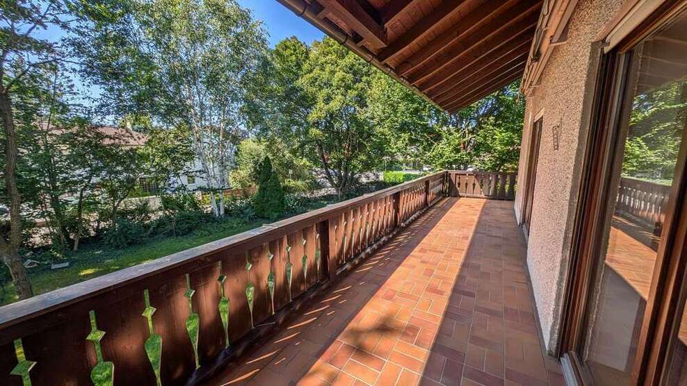 Wohnung zum Mieten in Gröbenzell 1.600 € 127 m²