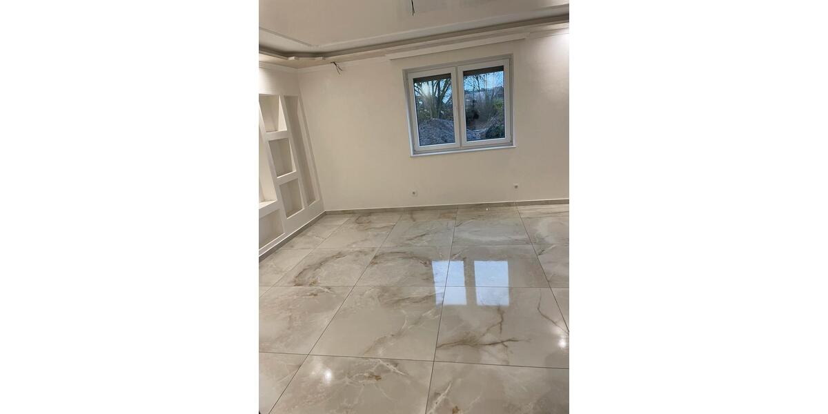 Etagenwohnung Neuenhaus - 6 Zimmer, 134 m&sup2;, 1.200&euro; | Angebot:25310003