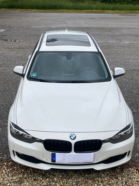 320