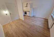 Wohnung zum Mieten in Halle 360 € 43 m²