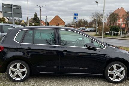 VW Golf Sportsvan 83.555 km 19.900 &euro; Calau 03205