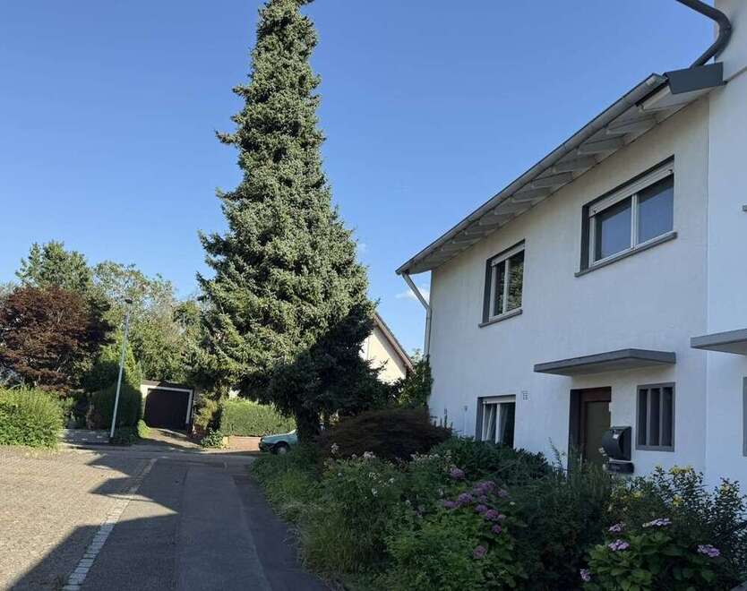 Haus zum Kaufen in Freiburg im Breisgau Sankt Georgen 695.000 € 128 m²
