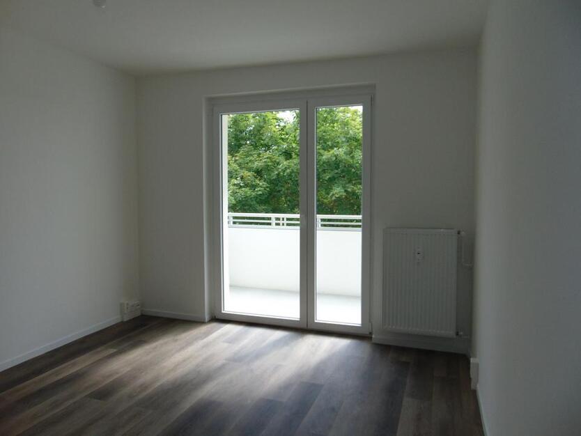 Große 3-Raum-Wohnung in Stralsund zimmer