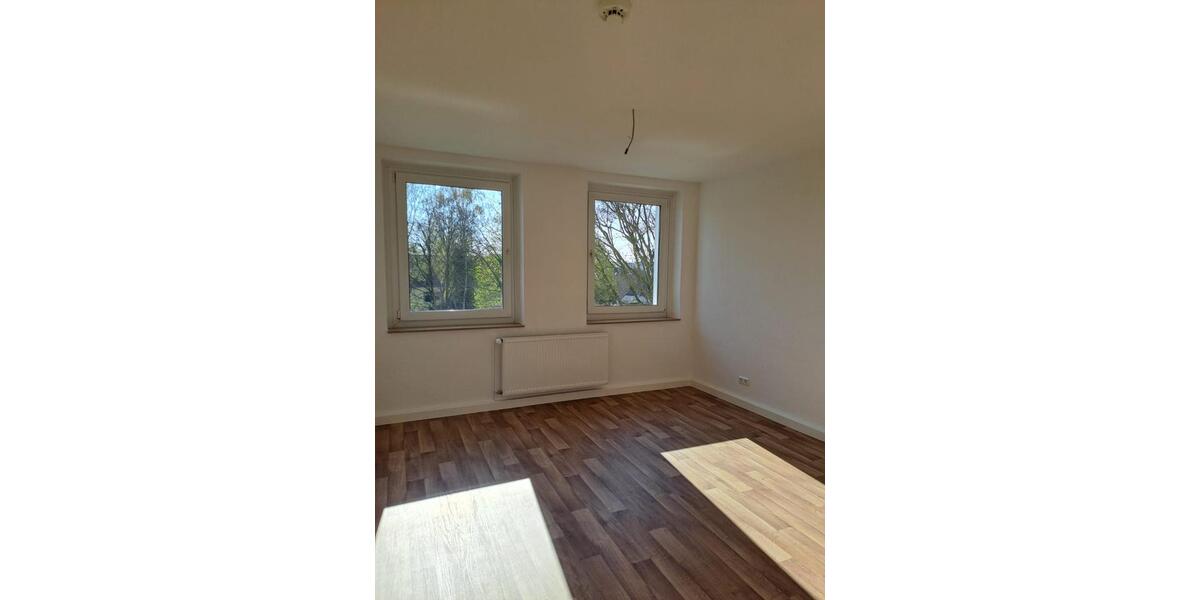 Etagenwohnung Köthen (Anhalt) - 3 Zimmer, 64 m&sup2;, 388&euro; | Angebot:26340931