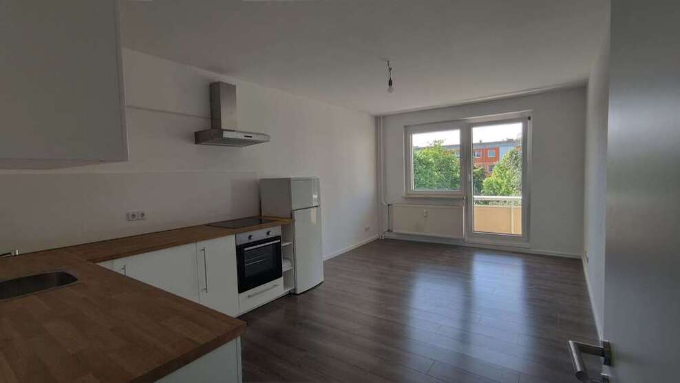Wohnung zum Kaufen in Magdeburg 140.000 € 73 m²